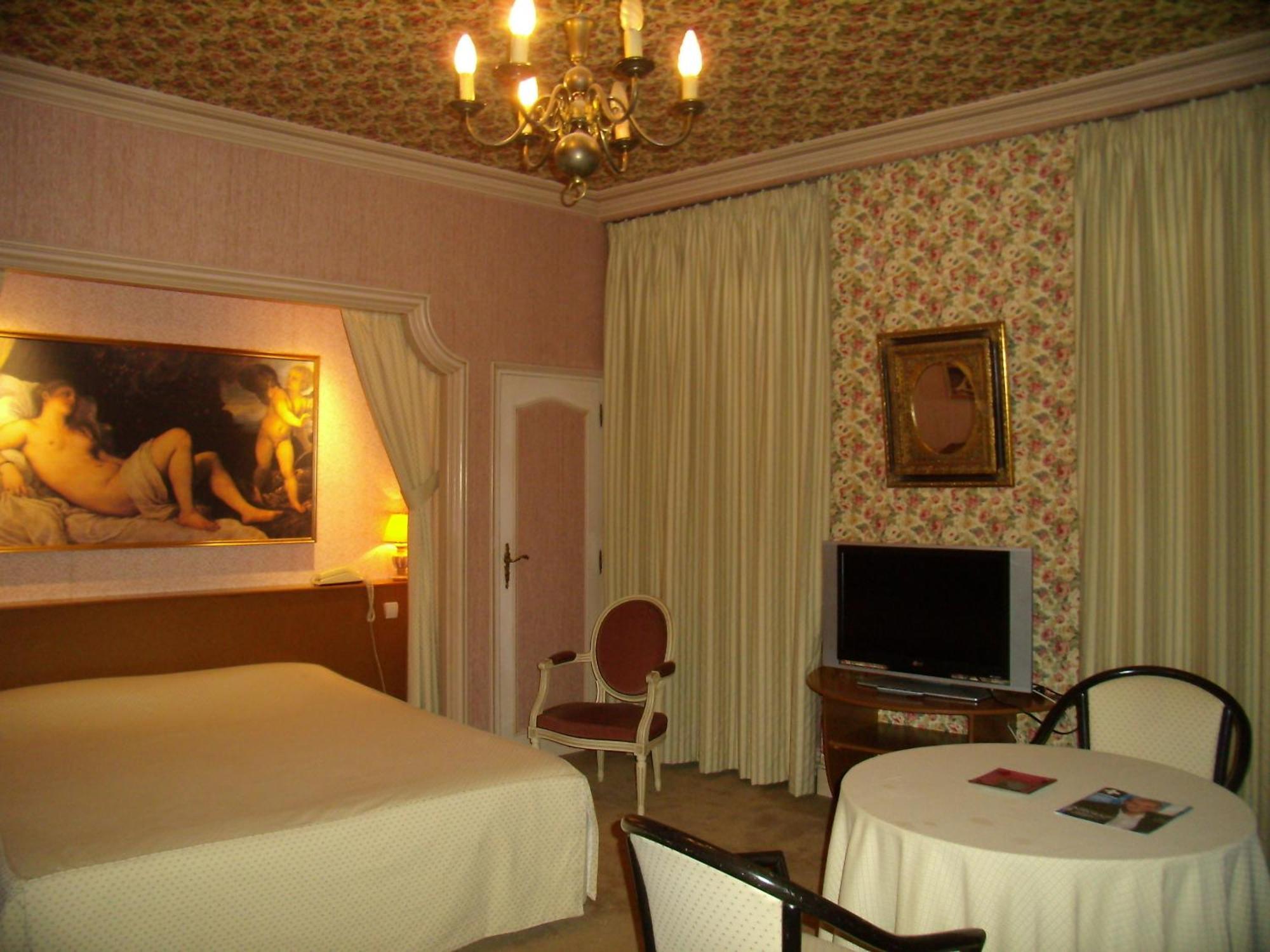 Hotel Chiffre Albi Zewnętrze zdjęcie