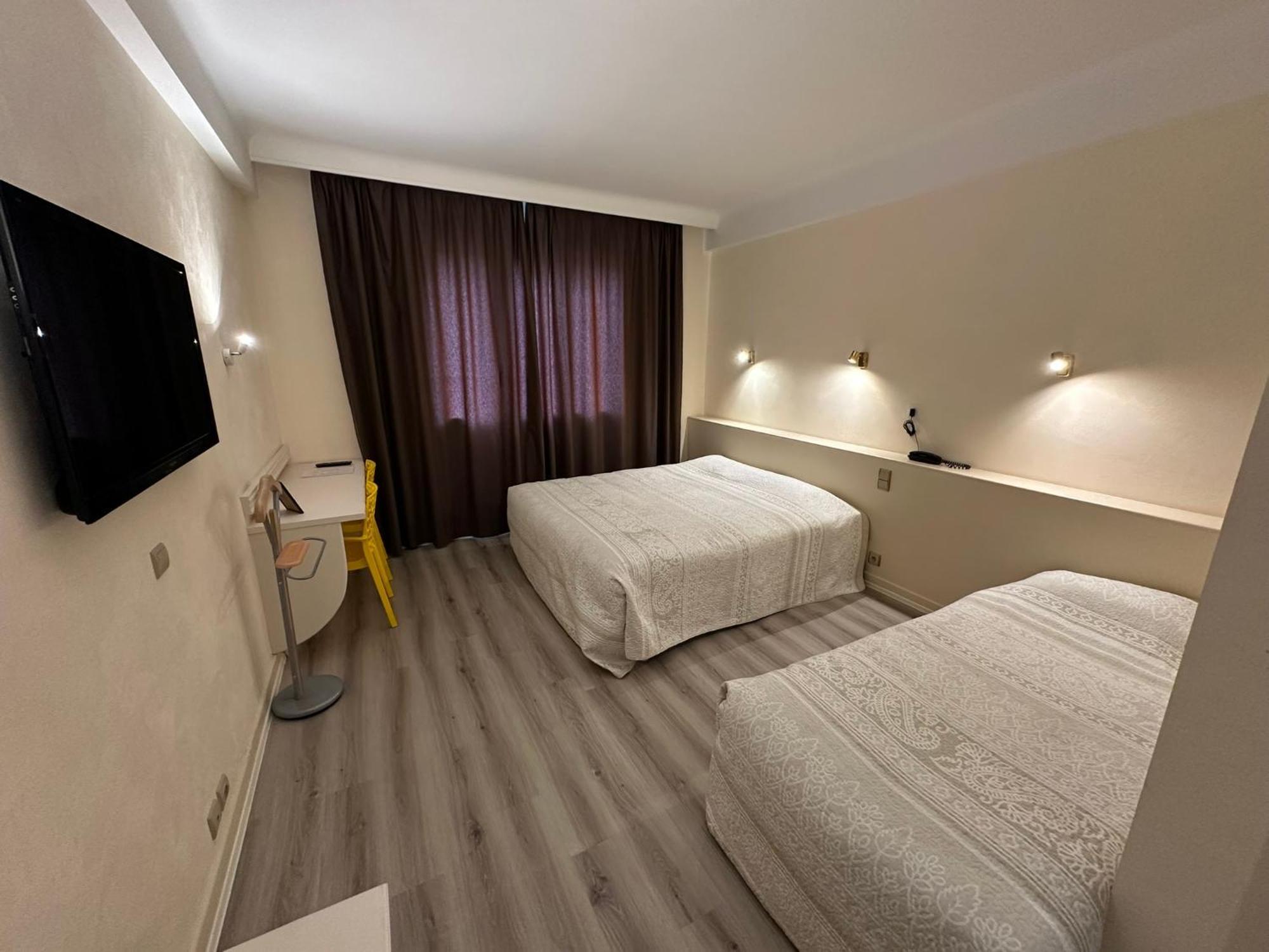 Hotel Chiffre Albi Zewnętrze zdjęcie