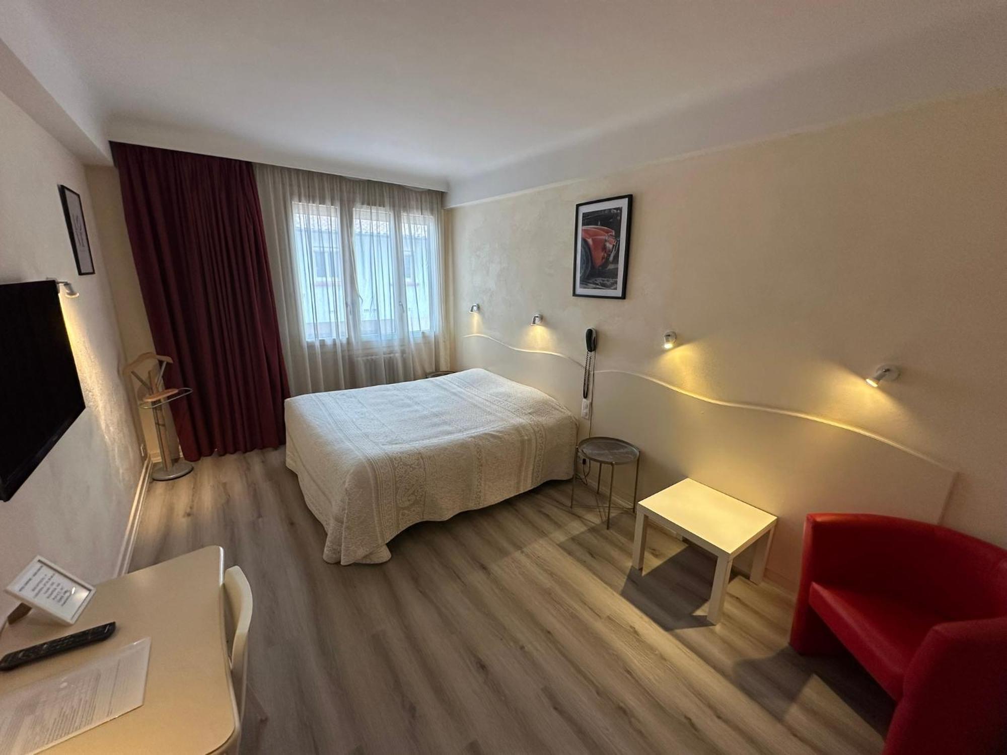Hotel Chiffre Albi Zewnętrze zdjęcie
