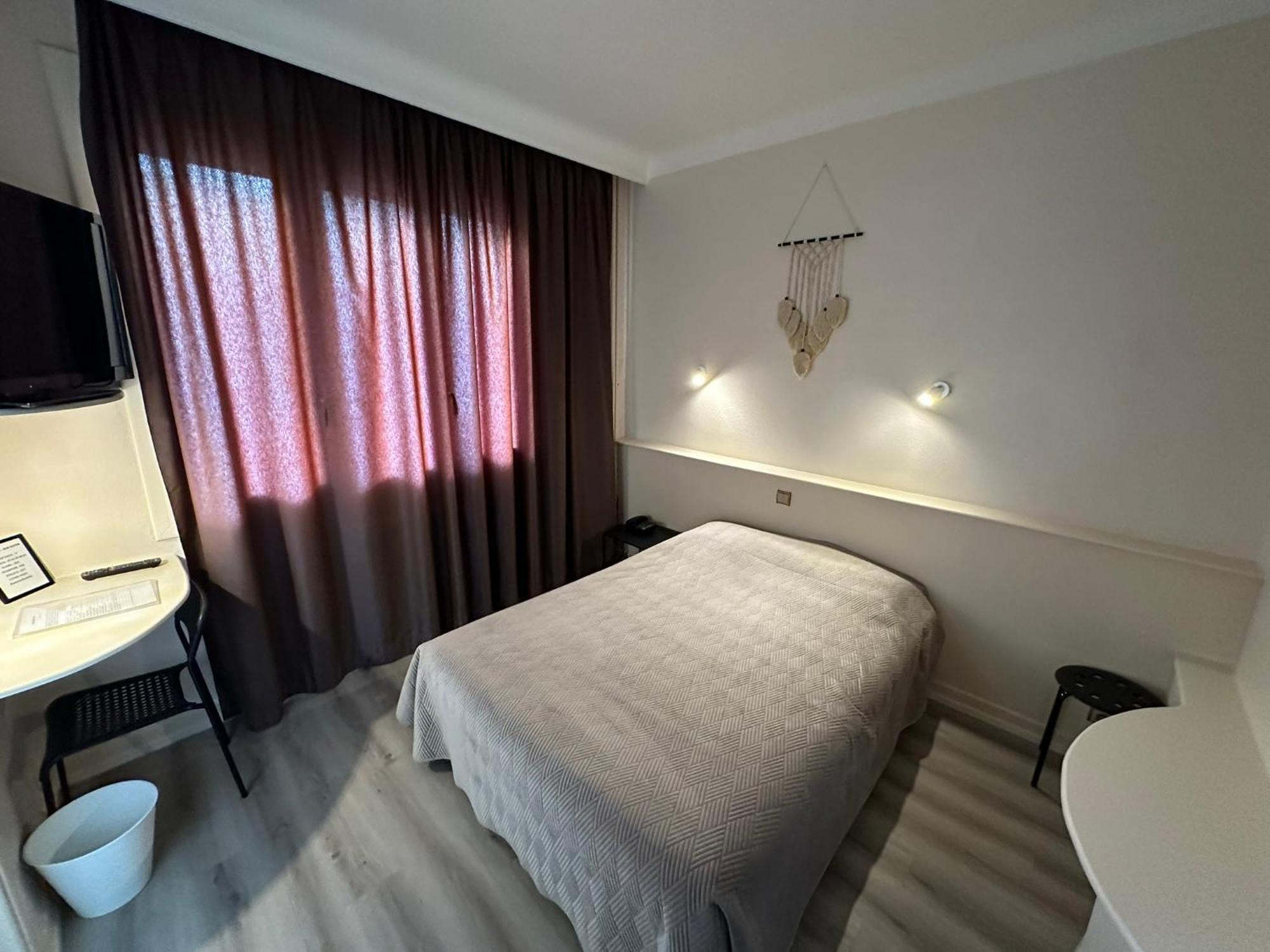 Hotel Chiffre Albi Zewnętrze zdjęcie